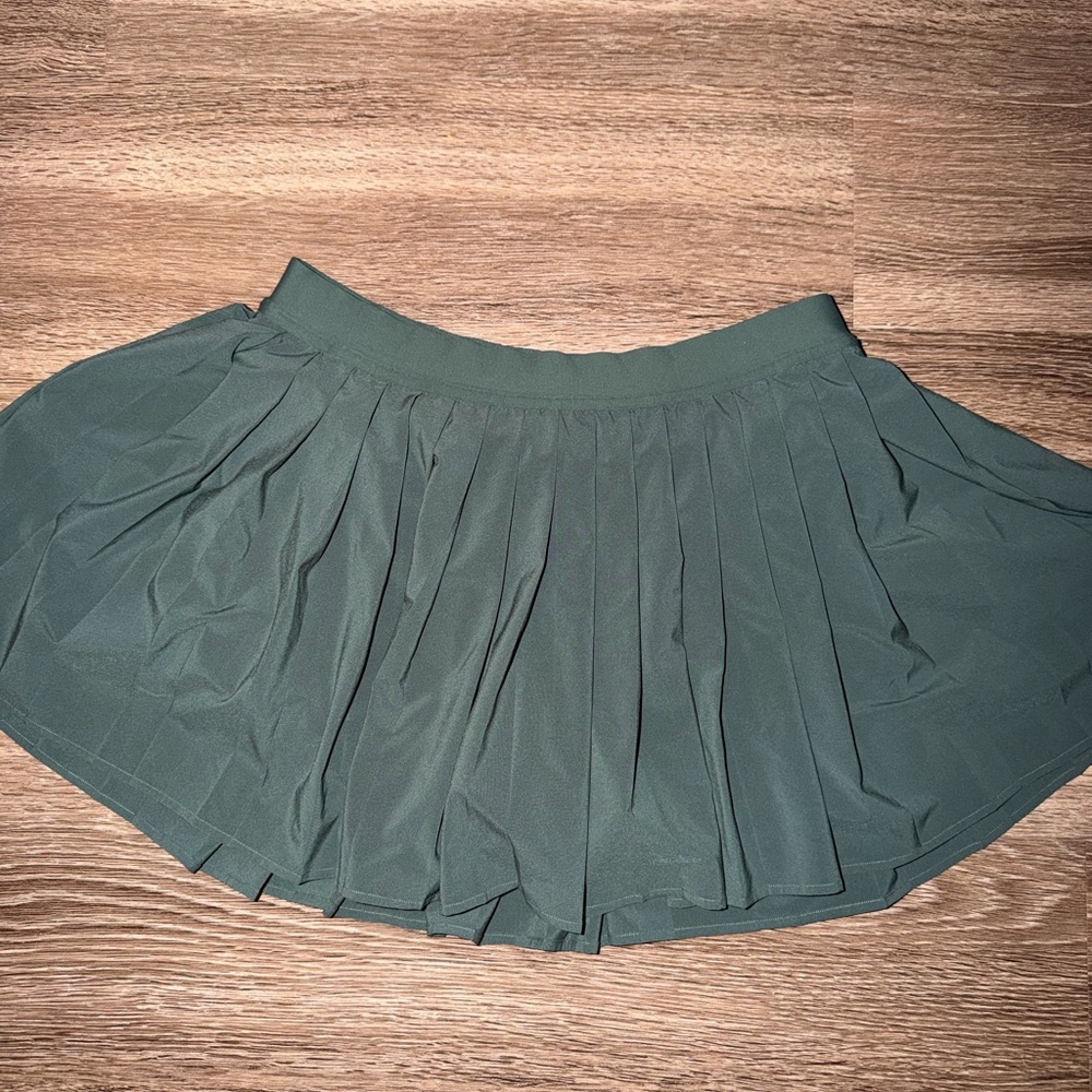 Lululemon Green Pleated Tennis Skirt